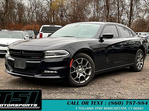 Used 2017 Dodge Charger SXT w/ Rallye Group image 2