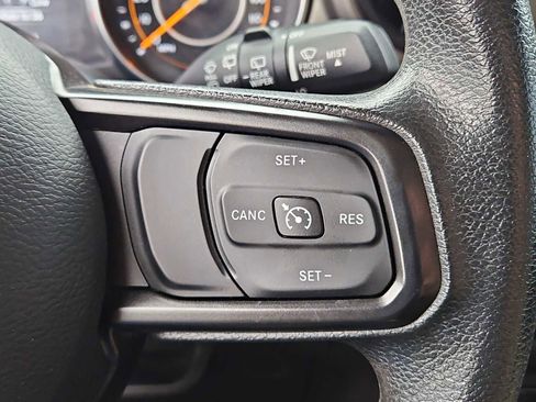 Used 2018 Jeep Wrangler Unlimited Sport AWD/4WD image 24