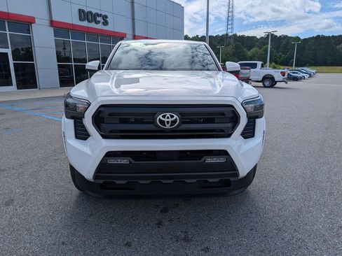New 2026 Toyota Tacoma SR5 RWD image 8