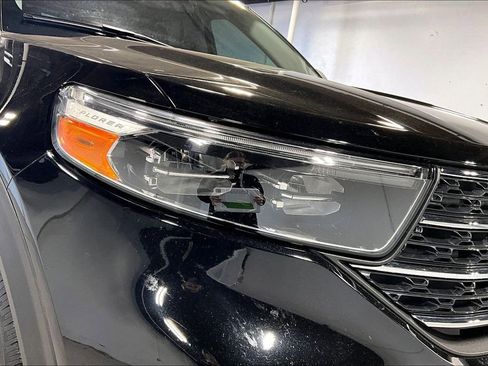 Used 2023 Ford Explorer XLT w/ Equipment Group 202A image 38