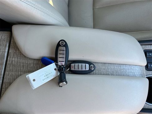 Used 2020 Nissan Murano SL image 34