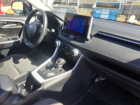 Used 2024 Toyota RAV4 XLE w/ Convenience Package image 12