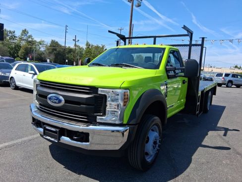 Used 2018 Ford F450 XL w/ XL Value Package image 3