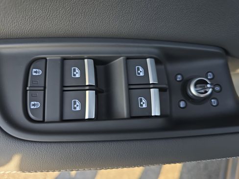 Used 2025 Audi Q7 3.0T Premium Plus w/ Premium Plus Package image 31