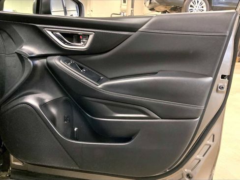 Used 2019 Subaru Forester Premium w/ All-Weather Package image 23