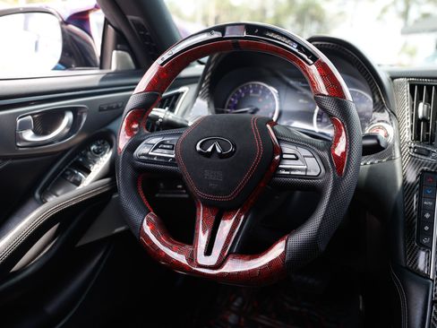 Used 2017 INFINITI Q60 3.0t w/ Premium Plus Package 3.0T RWD image 32