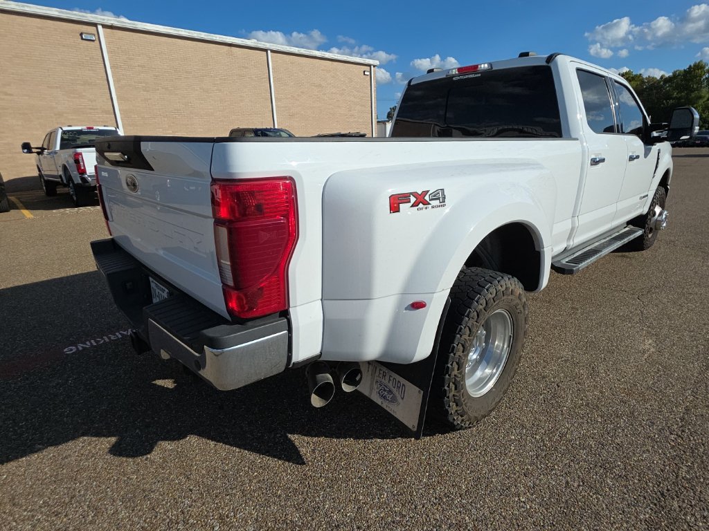 Used 2022 Ford F350 Lariat w/ Chrome Package AWD/4WD image 13