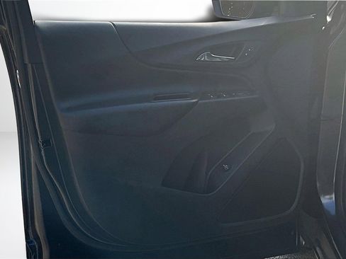 Used 2022 Chevrolet Equinox LT image 20