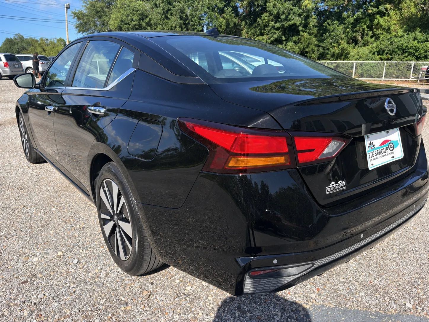 Used 2021 Nissan Altima 2.5 SV FWD image 3