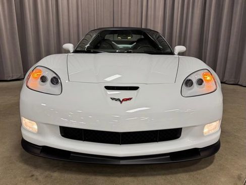 Used 2011 Chevrolet Corvette Grand Sport w/ Preferred Equipment Group image 12