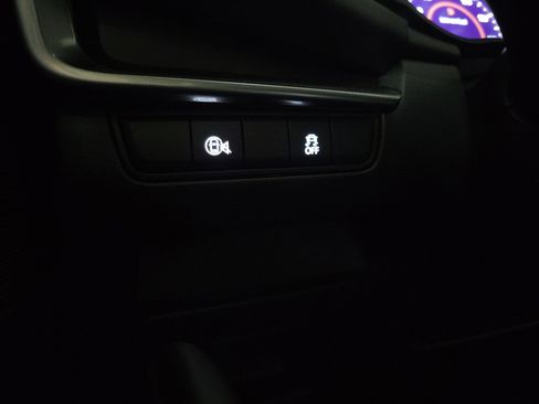 Used 2024 MAZDA MAZDA3 s image 18