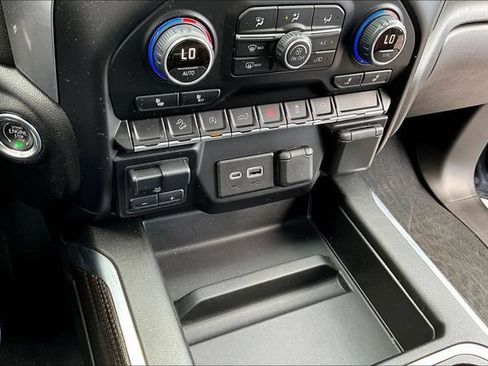 Used 2020 Chevrolet Silverado 1500 RST AWD/4WD image 17