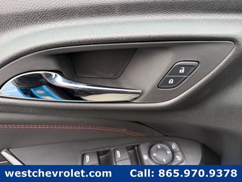 New 2026 Chevrolet Trax RS w/ Sunroof Package FWD image 26