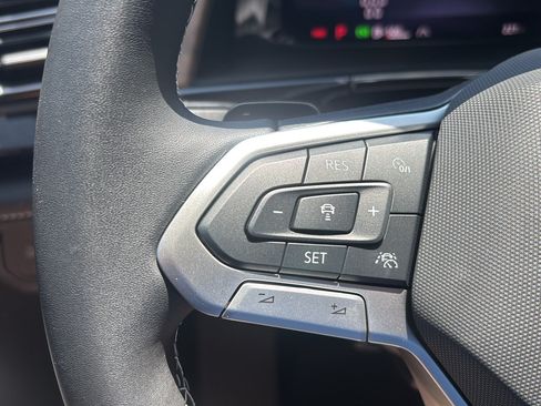 New 2026 Volkswagen Atlas SE FWD image 22