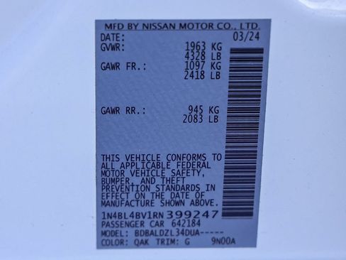 Used 2024 Nissan Altima 2.5 S FWD image 29