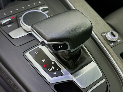 Used 2019 Audi A5 2.0T Premium Plus w/ Premium Plus AWD/4WD image 29