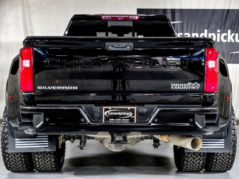 Used 2023 Chevrolet Silverado 3500 High Country w/ Technology Package AWD/4WD image 10