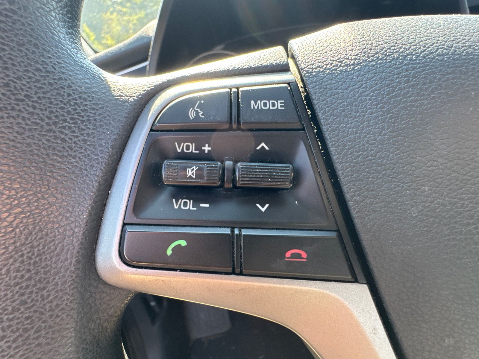 Used 2018 Hyundai Elantra SEL FWD image 26