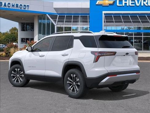 New 2026 Chevrolet Equinox LT w/ Convenience Package II image 3