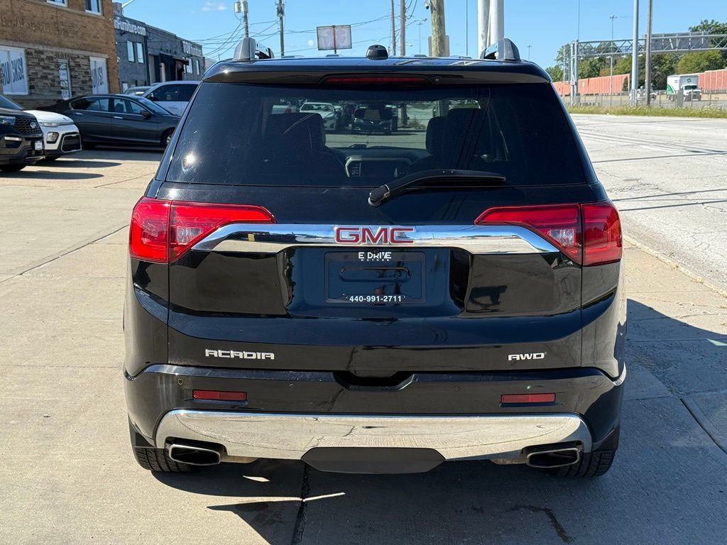 Used 2019 GMC Acadia Denali w/ Technology Package AWD/4WD image 8