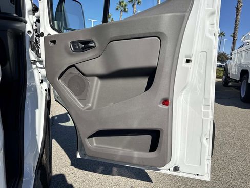 New 2025 Ford Transit 150 Low Roof image 20