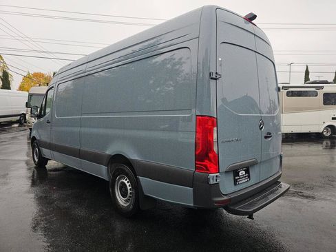 New 2025 Mercedes-Benz Sprinter 2500 image 4
