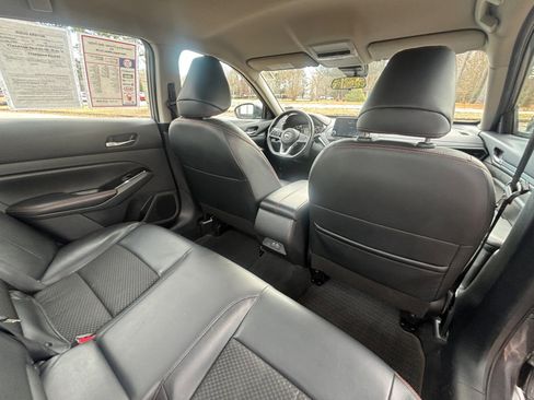 Used 2024 Nissan Altima 2.5 SR image 19