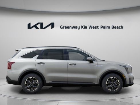 New 2026 Kia Sorento S FWD image 9