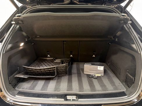 Certified 2025 Mercedes-Benz GLA 250 image 28