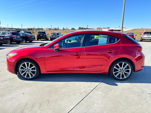 Used 2018 MAZDA MAZDA3 Touring image 7