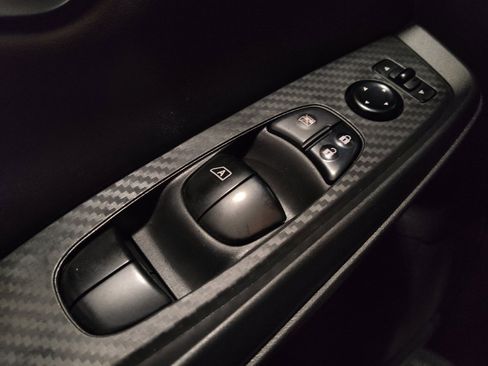 Used 2023 Nissan Sentra SV image 27