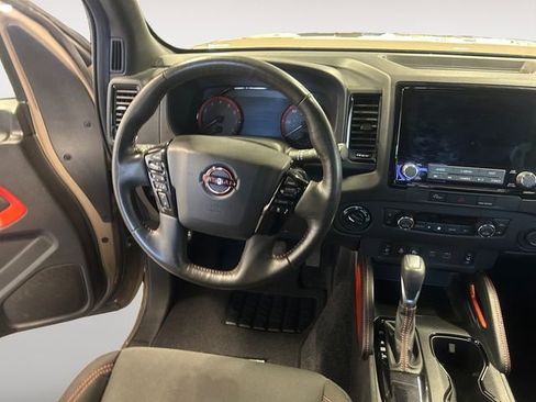 Used 2023 Nissan Frontier PRO-4X w/ Pro Convenience Package image 12