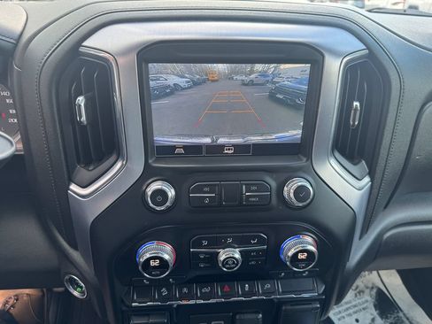 Used 2021 GMC Sierra 1500 Elevation w/ Preferred Package AWD/4WD image 16