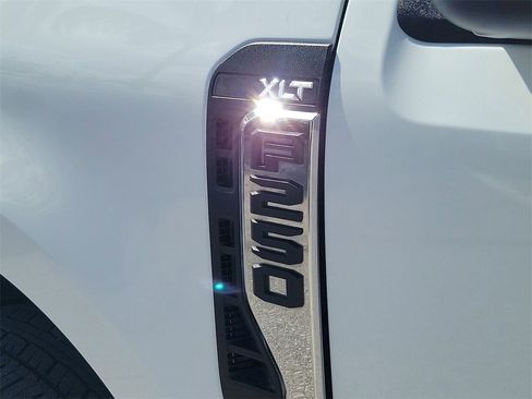 Used 2025 Ford F250 XLT image 17