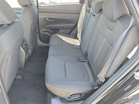 New 2025 Hyundai Tucson SEL image 17