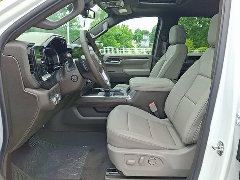 New 2026 GMC Sierra 1500 SLT w/ SLT Premium Plus Package AWD/4WD image 14