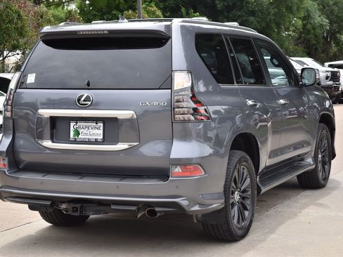 Used 2023 Lexus GX 460 Premium w/ Accessory Package AWD/4WD image 9