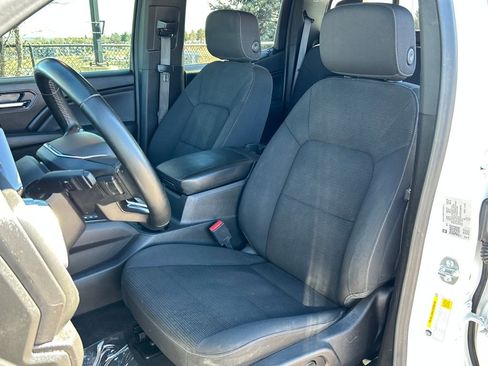 Used 2024 Chevrolet Colorado LT w/ LT Convenience Package II image 16