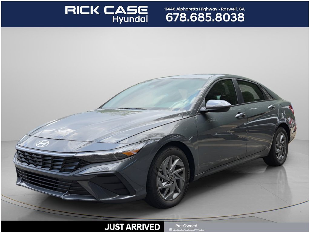 Used 2026 Hyundai Elantra Hybrid FWD image 1