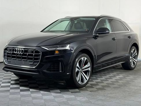 Used 2019 Audi Q8 Premium Plus w/ Premium Plus AWD/4WD image 2
