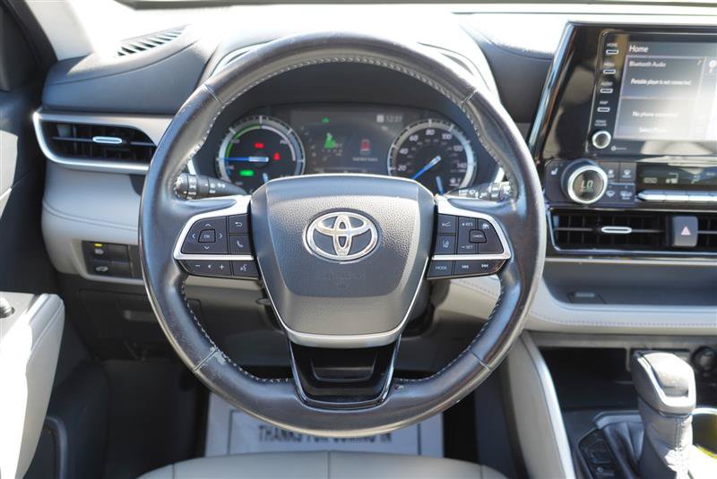 Used 2020 Toyota Highlander XLE AWD/4WD image 56