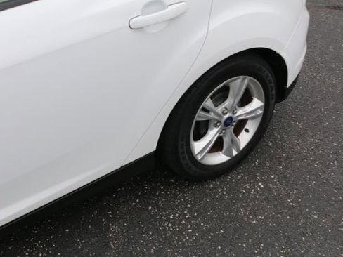 Used 2014 Ford Focus SE image 12