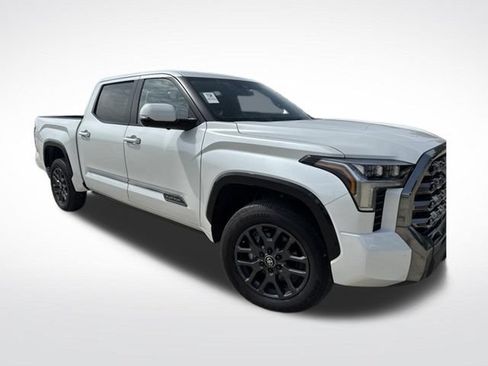 Used 2026 Toyota Tundra Platinum AWD/4WD image 1
