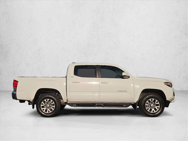 Used 2017 Toyota Tacoma SR5 w/ Tow Package RWD image 4