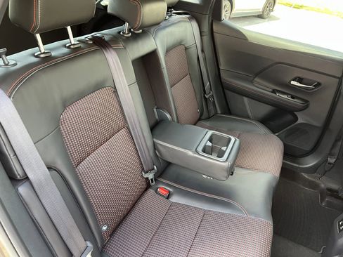 Used 2025 Nissan Kicks SR w/ Illumination Package image 25