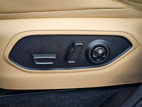 New 2025 Jeep Grand Cherokee Limited image 16