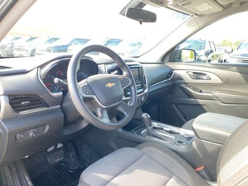 Used 2020 Chevrolet Traverse LS AWD/4WD image 10
