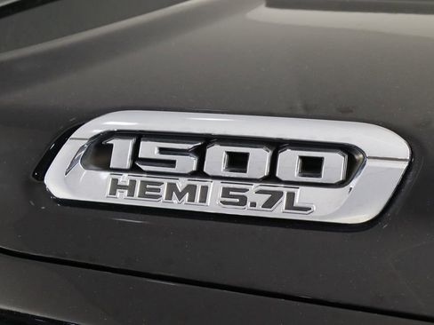 Used 2019 RAM 1500 Laramie AWD/4WD image 44