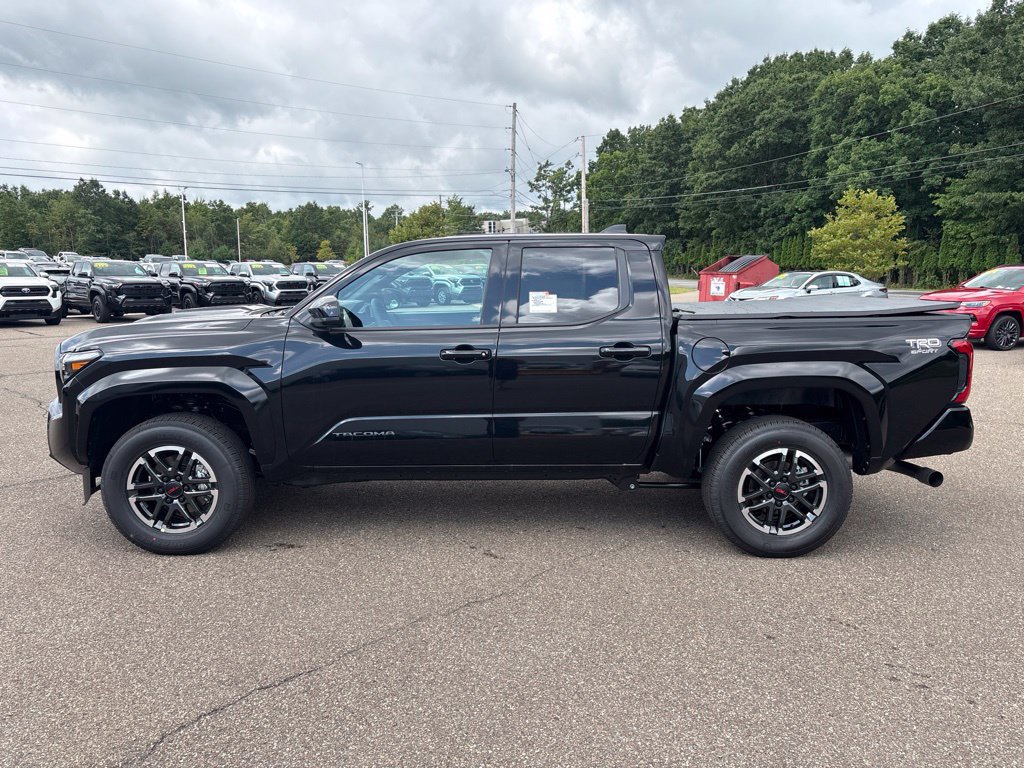 Used 2026 Toyota Tacoma TRD Sport AWD/4WD image 3