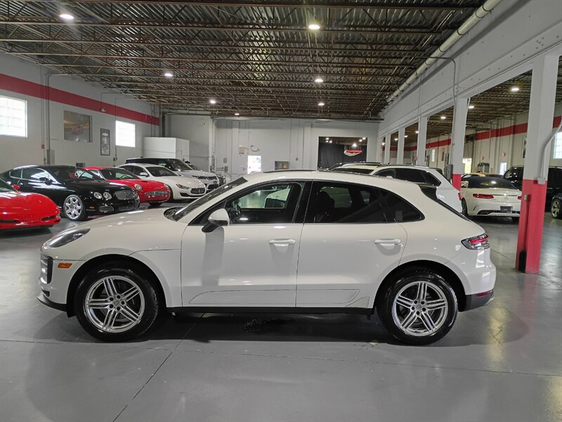 Used 2021 Porsche Macan AWD/4WD image 2